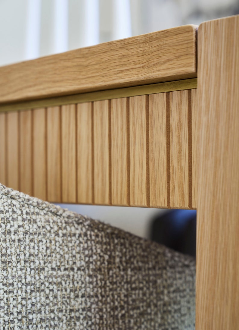 SUPERNOVA - Mesa de comedor estilo Parsons de madera maciza acanalada (hecha a pedido) imagen 2