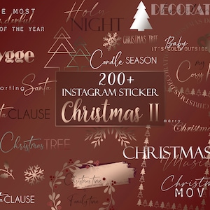 Könnte beinhalten: Eine Sammlung von über 200 Weihnachts-Instagram-Stickern mit festlichen Designs in Roségold und Grün. Die Sticker beinhalten Sätze wie "Holy Night", "Christmas Tree", "Candle Season", "Supporting Santa", "Santa Clause", "Christmas Time", "Family Time", "Christmas Movie", "Christmas Music", "My Cozy Place", "Baby It's Cold Outside", und "Merry Christmas".