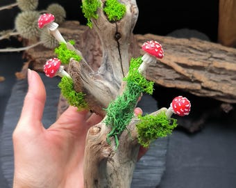 Driftwood Mushroom Wall Decor: Handmade Forest Garden Art