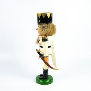 Nutcracker made of wood, vintage, original Erzgebirge, probably VEB Hodrowa GDR GDR, hussar with saber image 4