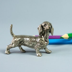 Dog Dachshund, metal object, vintage, solid, silver-colored metal, very nice shape, figure for display box