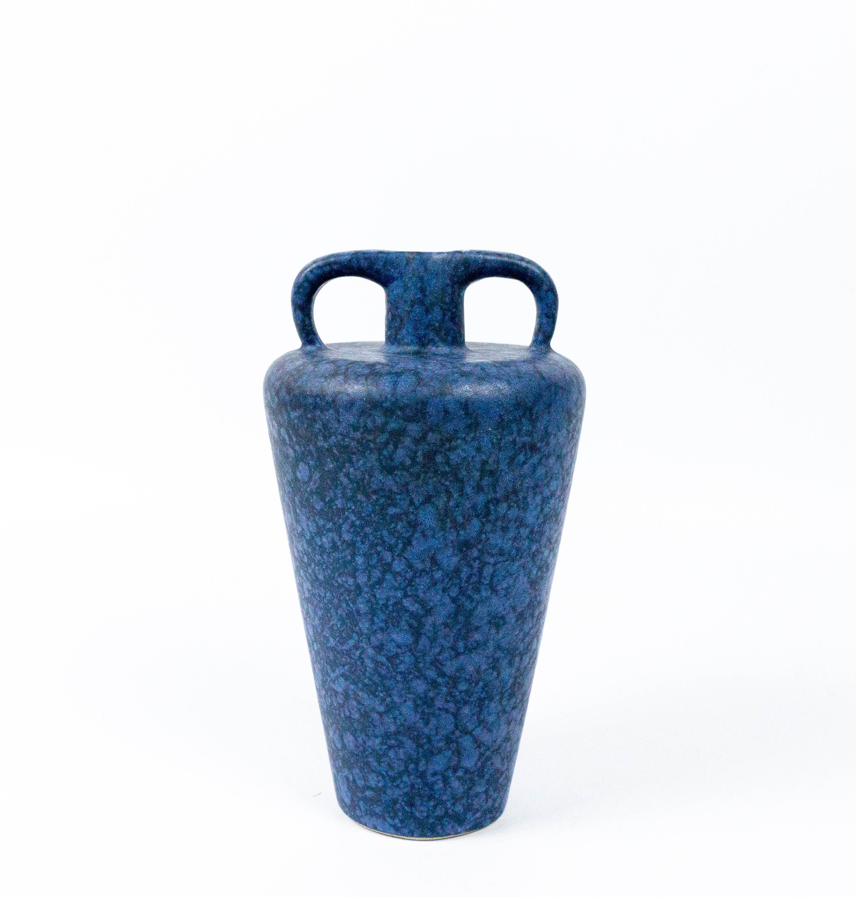 アンフォラのような花瓶、工房陶器、青、高さ約19 cm、製造者不明