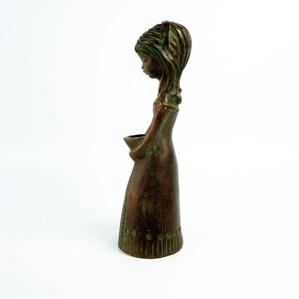 Keramik Figur, junges Mädchen, Kerzenhalter, sehr schöneDarstellung, ca. 26 cm hoch