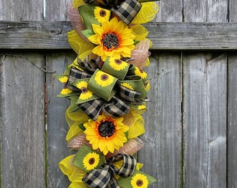Sunflower Swag | Summer to Fall Front Door Decor | Farmhouse Vertical Door Hanger | Mantel Centerpiece
