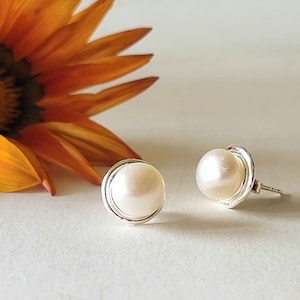 Pearl stud earrings 925 sterling silver freshwater pearls pearl stud earrings pearl studs