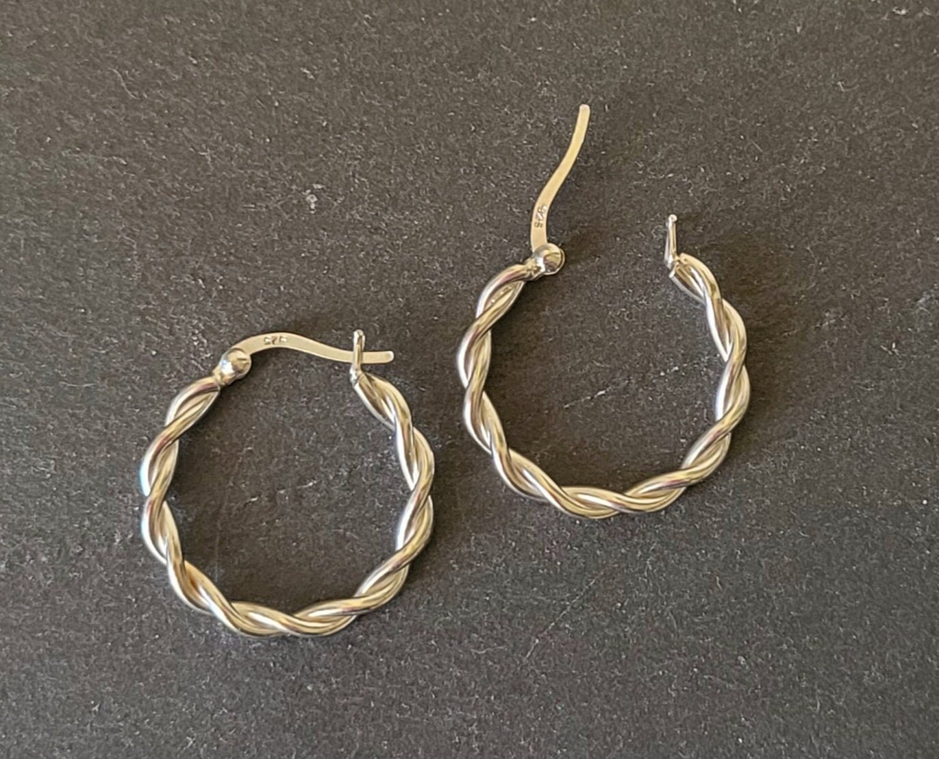 925 Sterling Silver Twisted Hoop Earrings 20.25x14.65mm Wide 3.04mm Thick-Hoop E