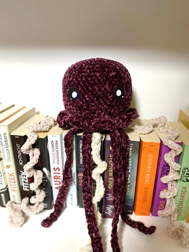 Crocheted jellyfish, amigurumi, crochet, plushie, jellyfish image 3