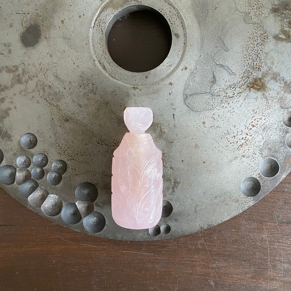 Vintage Hand Carved Rose Quartz Snuff Bottle, Rose Quartz, Rose Quartz Perfume Bottle, Vintage Carving, Gemstone Bottle, Rose Quartz Carving