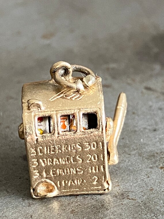 Vintage 14kt Gold 3D Slot Machine Charm, Travel C… - image 8