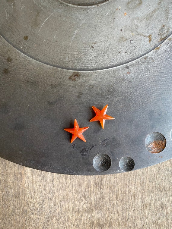 2pc-Carnelian Star, Carnelian, Carved Carnelian St