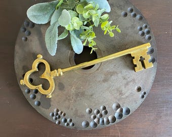 Großer Vintage Messing Skelett Schlüssel, verziertes Sammler Schlüssel, Steampunk Kunst, Fotografie Requisiten, antike Stil Anzeige, Messing Wandkunst(SK-105)