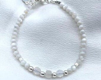 Bracelet en argent 925 et nacre du Pacifique crée by Ibaliacréation