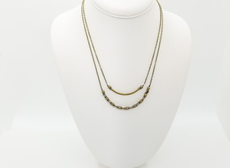 Simple Chain Set Small Gemstone Jewelry Artisan Crafted Necklace Antique Brass Curved Tube Necklace Set Casual Everyday Jewelry