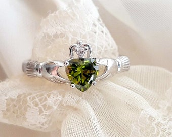 August Birthstone Green Peridot Ring, Irish Claddagh Ring, Celtic Claddagh Ring, August Birthdays Daughter Gift Ring, Promise ring for her