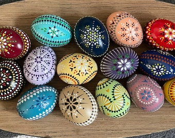 Hand-painted Sorbian Easter eggs (1 egg)