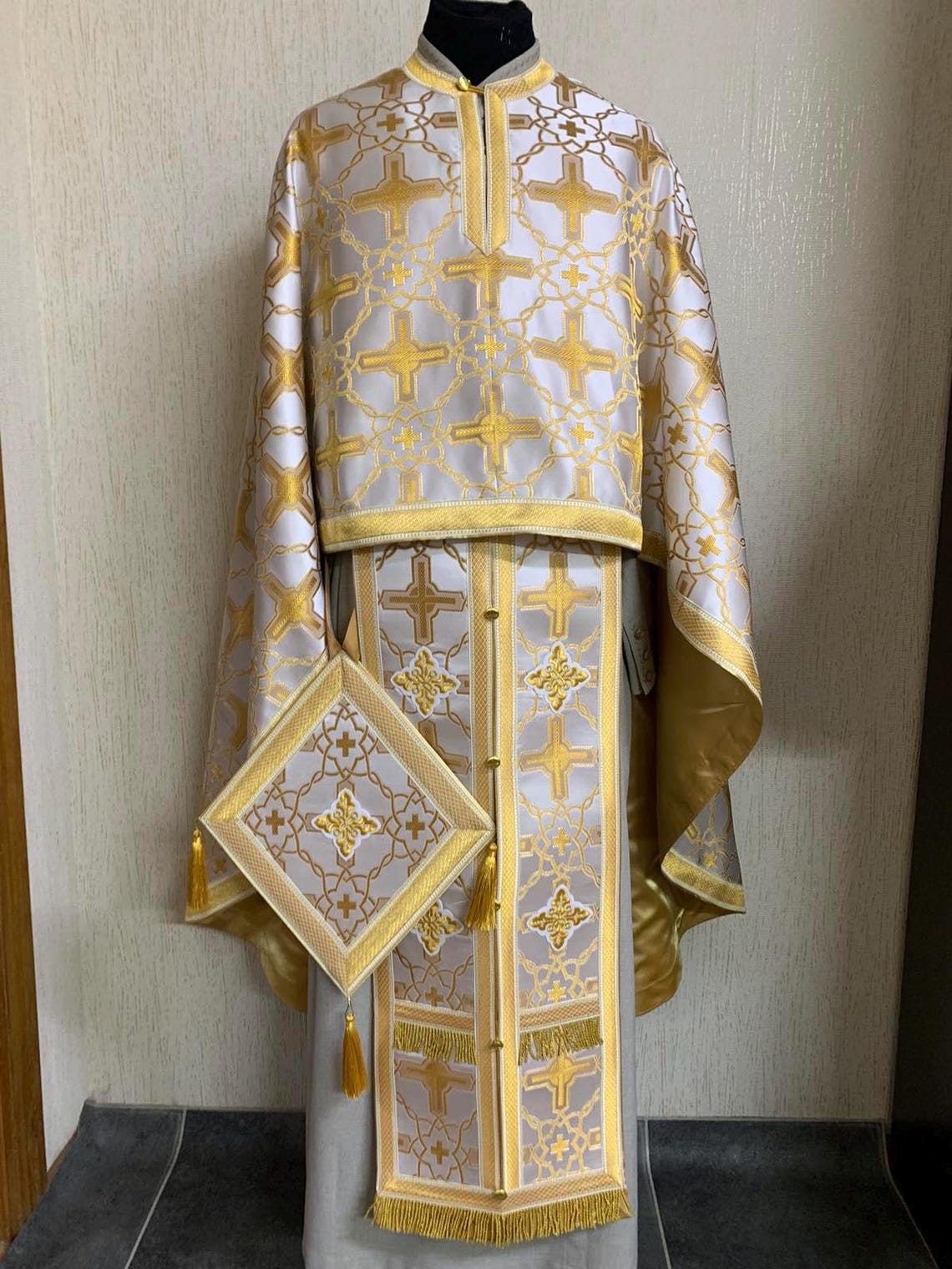 White Gold Greek Style Vestments, Orthodox Priest Clergy Vestments ...