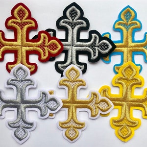 Gestickter Kreuzabzeichen für liturgische Gewänder, Kreuzapplikation unterschiedlicher Größe 5,5 cm, 7,5 cm, 11 cm für Geistliche Kleidung, liturgischer Aufnäher