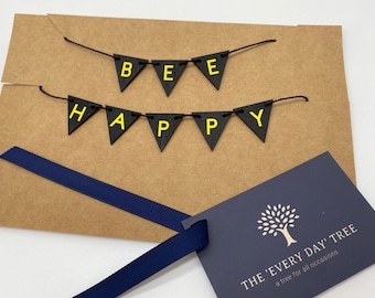 BEE HAPPY bunting
