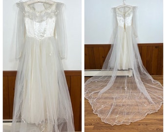 Stunning Preserved Vintage 1950s Maurer Original Tulle & Satin Wedding Gown!