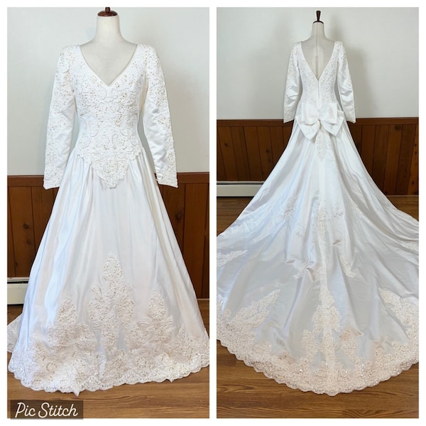 Stunning Vintage 90s Moonlight Wedding Gown!
