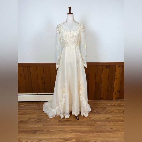 Stunning Preserved Vintage 1970s Union Made Weddi… - image 2