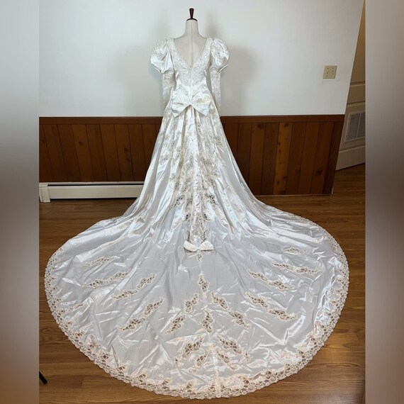 Stunning Vintage 90s Mori Lee Heavily Beaded Wedd… - image 5