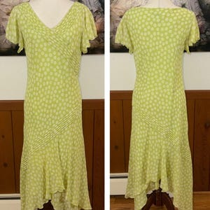 Hübsches Vintage 90er Jahre Adrianna Pall Seidengrünes Polka Dot Asymmetrisches Kleid Bild 1
