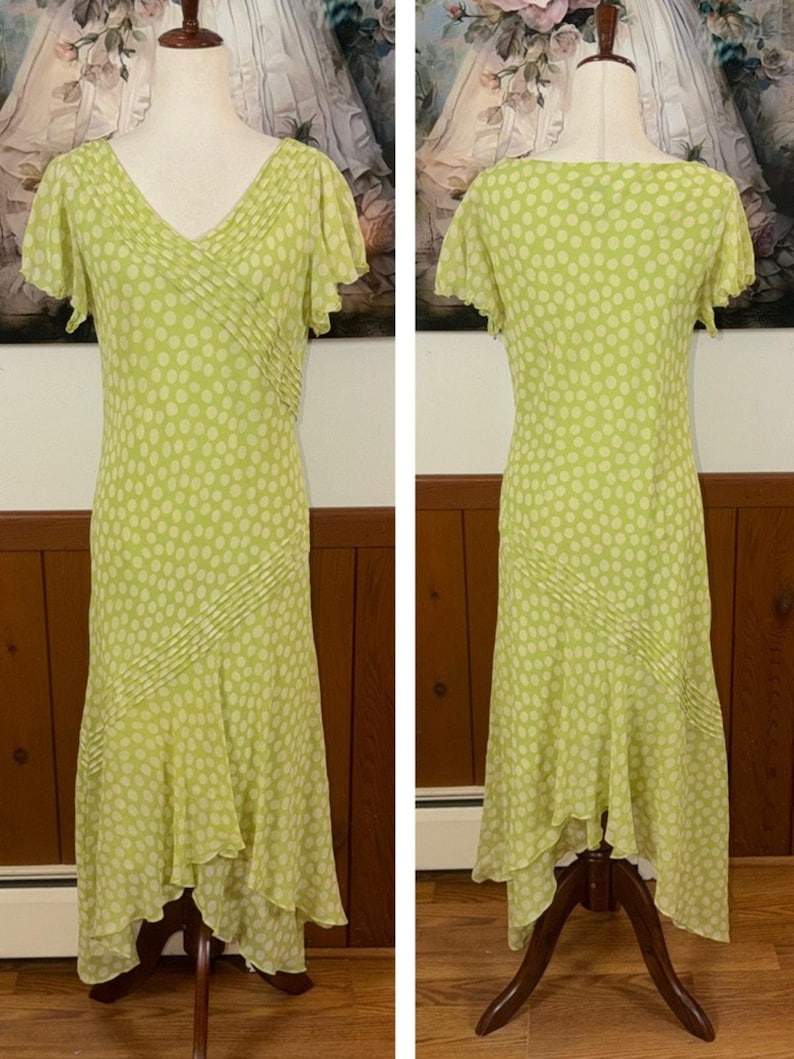 Hübsches Vintage 90er Jahre Adrianna Pall Seidengrünes Polka Dot Asymmetrisches Kleid Bild 1