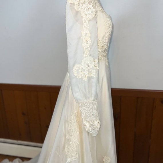 Stunning Preserved Vintage 1970s Union Made Weddi… - image 5