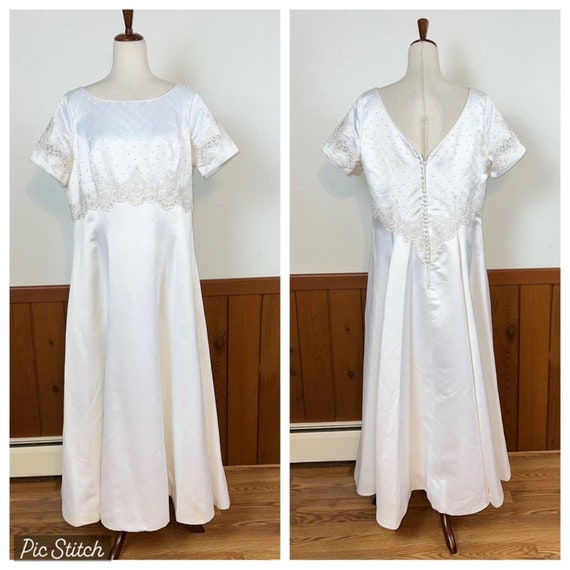 Beautiful New Vintage 90s Alfred Angelo Wedding G… - image 1
