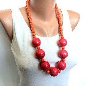 Red orange chunky bead necklaces for women,Long bead necklace,Wooden bead necklace,Big bead necklace,Wood necklace,Large wood bead necklace