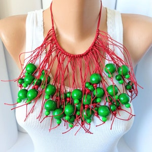Large red green curly necklace,Statement beaded necklace,Big bold necklace,Big wooden necklace,Boho necklace,Bib necklace,Wood bead necklace