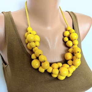 Yellow wood bead necklaces for women,Statement boho wooden necklace,Big wooden necklace,Chunky big bold necklace