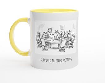 Caneca de escritório personalizada e divertida • "Sobrevivi a mais uma reunião" • Presente para brincadeiras no trabalho • Caneca com humor para o ambiente de trabalho