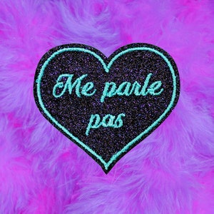 Heart brooch Me not speaks black blue violet sequins, turquoise green embroidery, embroidered message in French, made in France