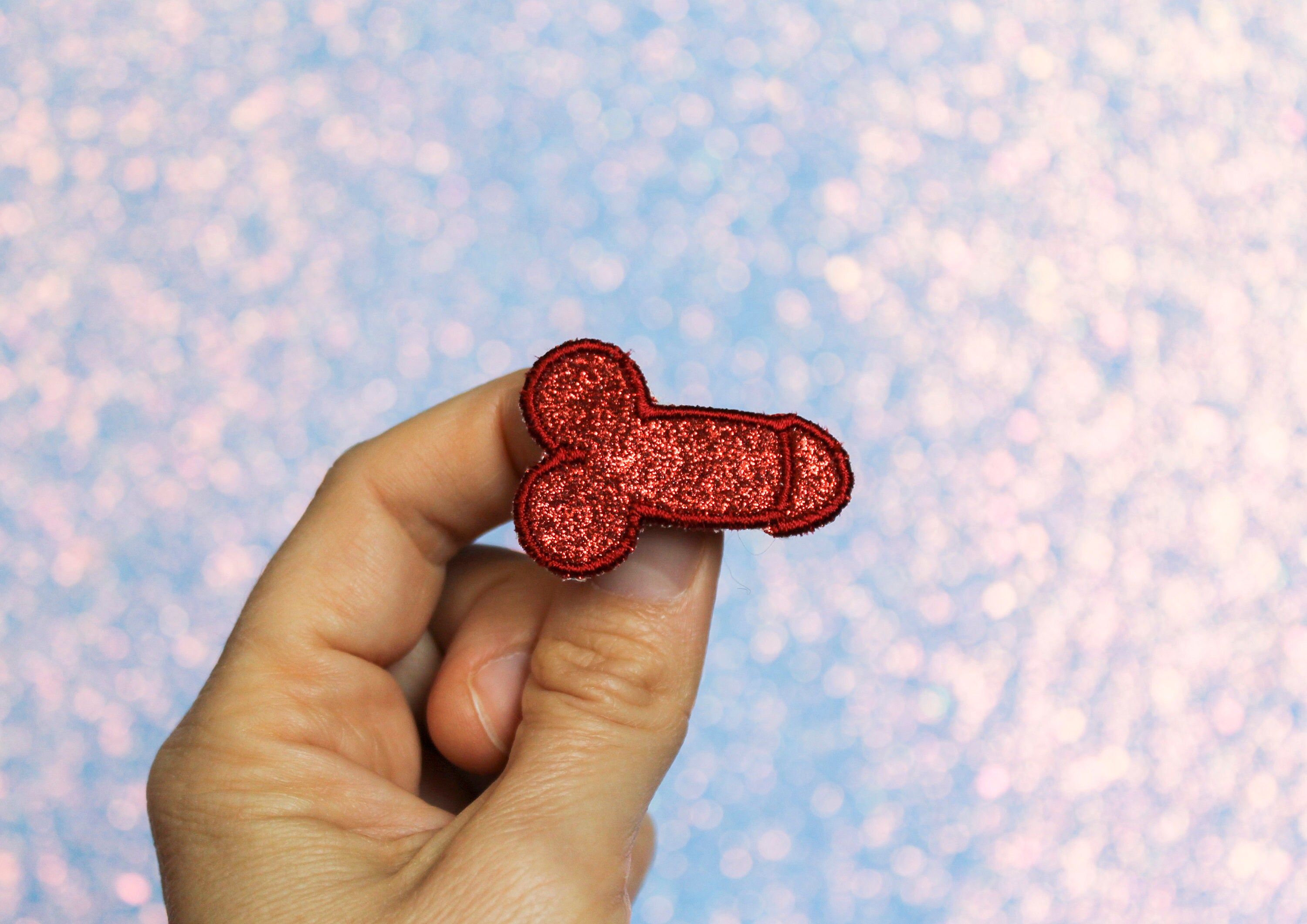 Very cute red glittery micro penis brooch, fun and distinguished jewelry badge, embroidered glitter fabric, red thread, made in France