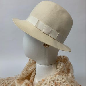 現在、この商品の在庫はありません - Etsy