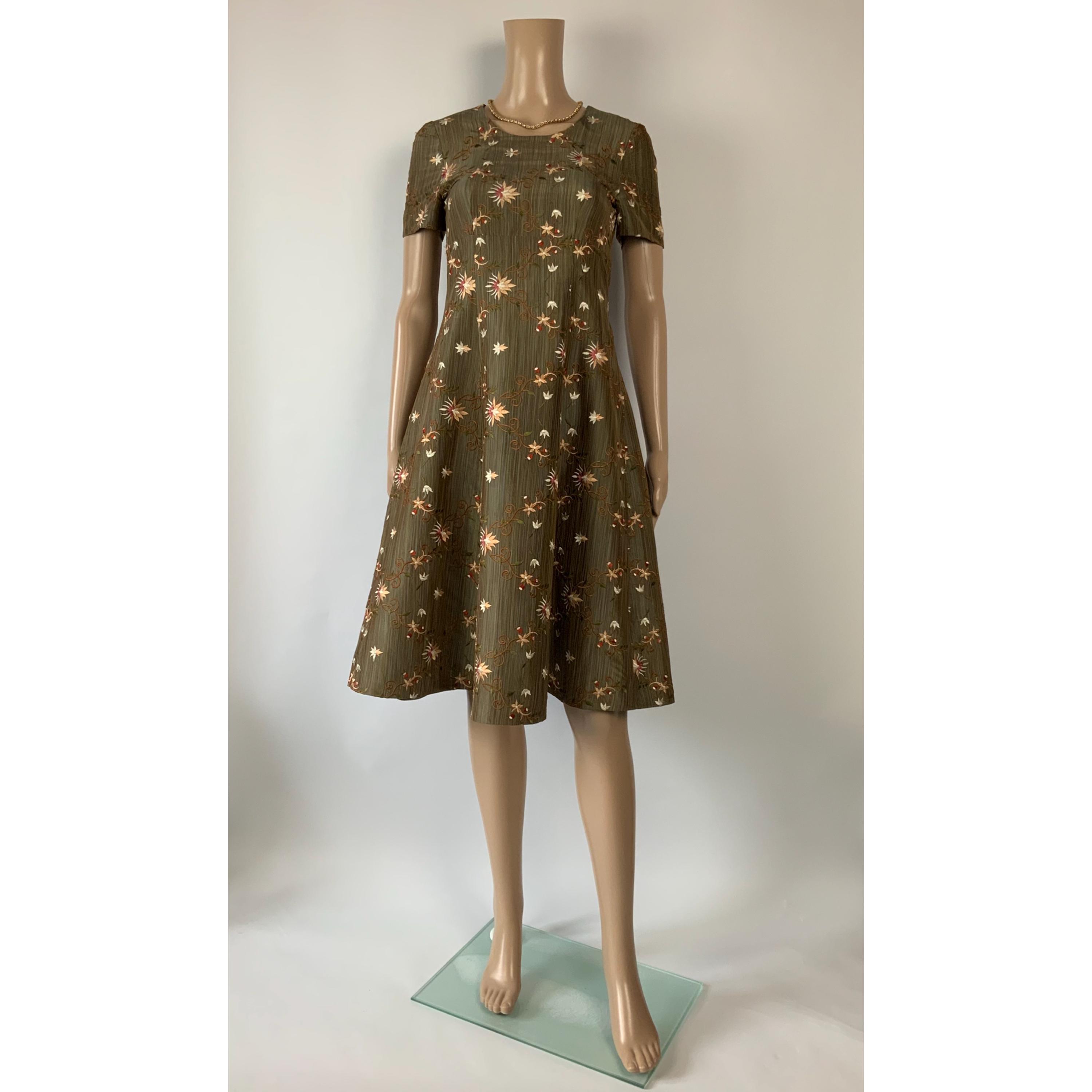 petite empire waist cocktail dresses Dress ecological requirements Color:LATIN ROSES BLACK Petite formal MODELLO_COLONNA My Most-Worn Nursing-Friendly Dresses