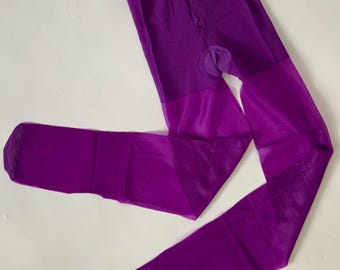 Vintage Feinstrumpfhose in Lila / 80er Jahre Pop Of Color Strumpfhose