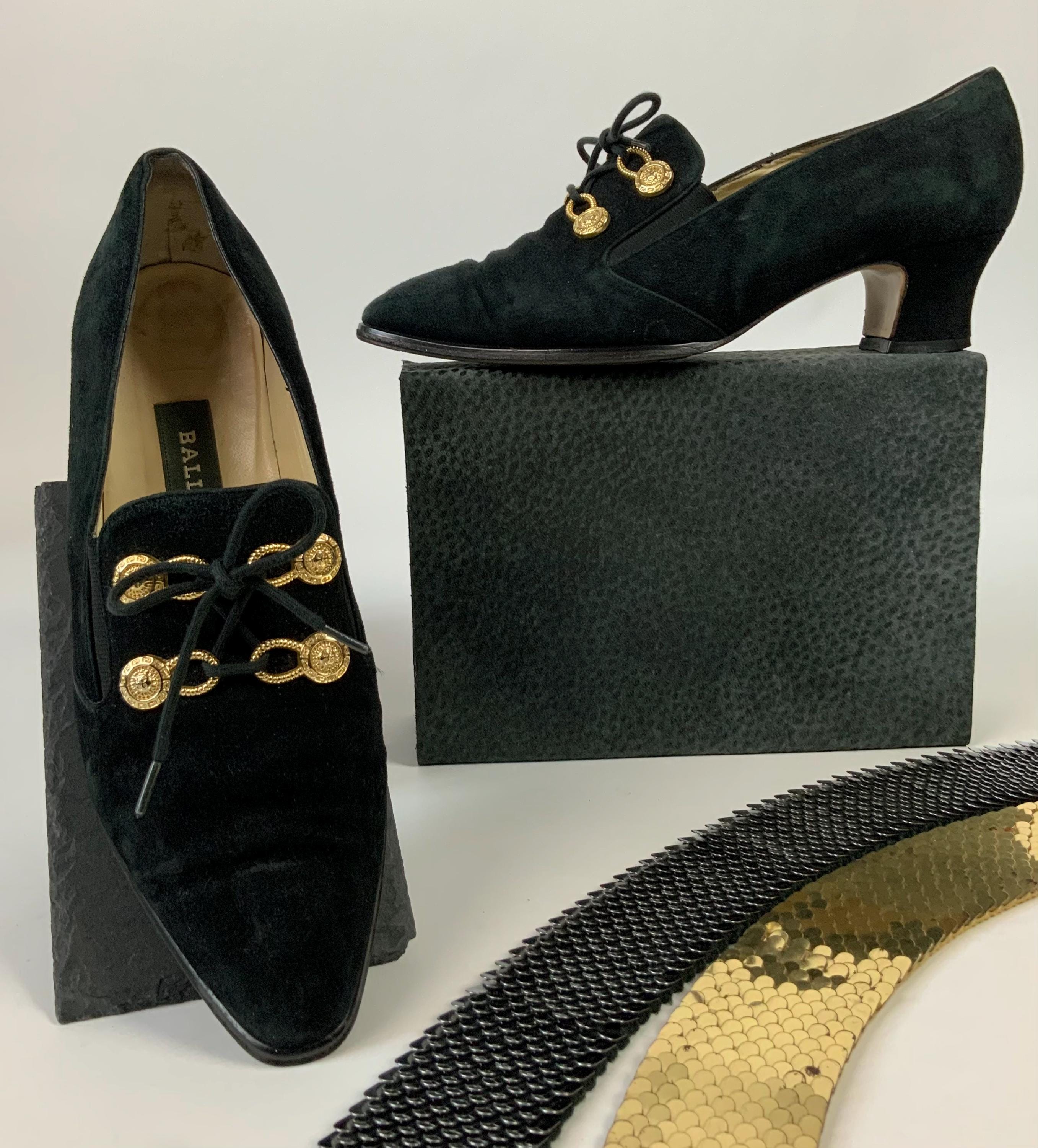 BALLY 90s Black Gold Suede Point Toe Pumps / Vintage Comfortable