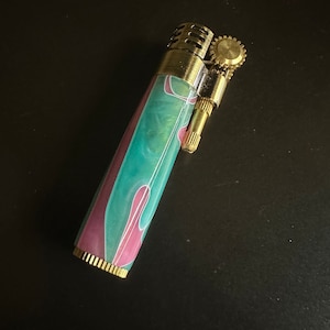 Handcrafted lighter