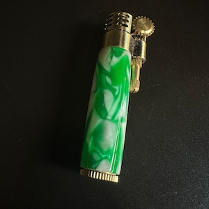 Handcrafted lighter