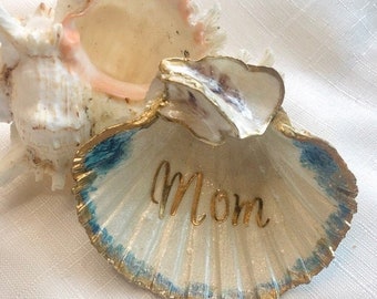 Garden Party,Bring the Outdoors to Life,Set of 2 Oyster Shells Handpainted in Blue/&Pearl Sheen,Decoupage Scenery,BathHome Accent,Ring Dish