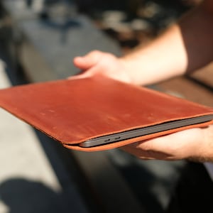 Custodia in pelle personalizzata per MacBook, custodia per MacBook Air 13 M2, custodia per laptop da 16 pollici, custodia per MacBook Pro 13 2020, custodia sottile in pelle per laptop