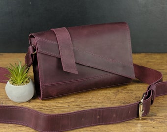 Kleine Leder Geldbörse Frauen, personalisierte Leder Crossbody Tasche, handgemachte Lederhandtaschen, süße Schultertasche, Leder Crossbody Bag für Frauen