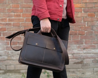 Leather crossbody bag for men, Personalized shoulder bag, Gift for him, Leather shoulder bag, Student&#39;s bag with a flap, Laptop bag