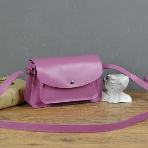 Bolso bandolera de piel personalizado para mujer – Bolso de hombro de plena flor hecho a mano con cremallera – Bolso personalizable para el día a día, regalo para ella