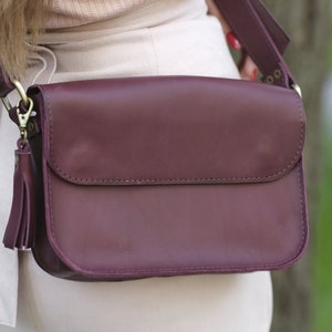 Leder Umhängetasche / Leder Schultertasche / Leder Schultertasche / Leder Crossbody / Kleine Schultertasche / Leder Schultertasche für Frauen / Geschenk Freundin