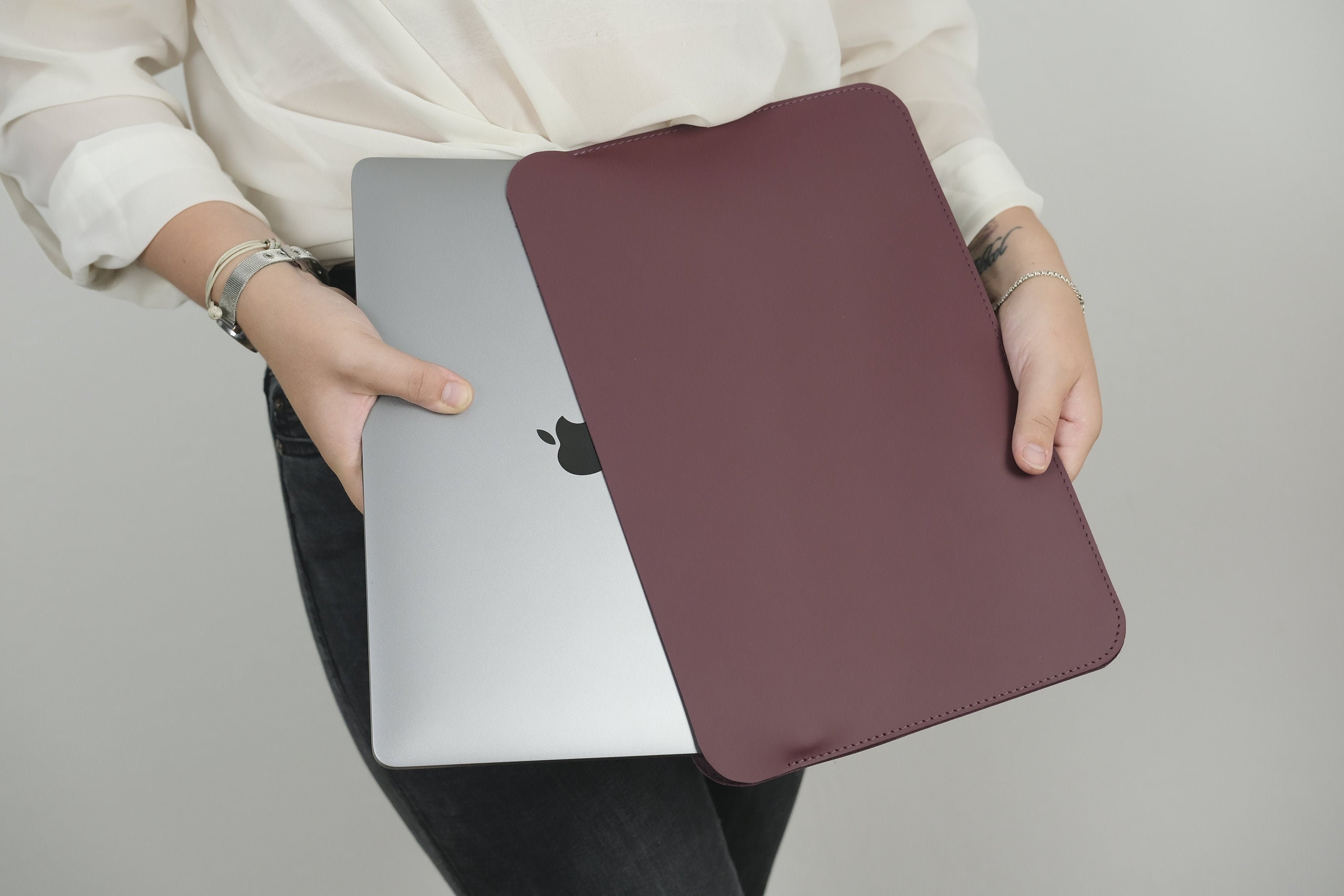 Leather Macbook Macbookpro Icon Macbook Pro 16 Inch Sleeve Reddit