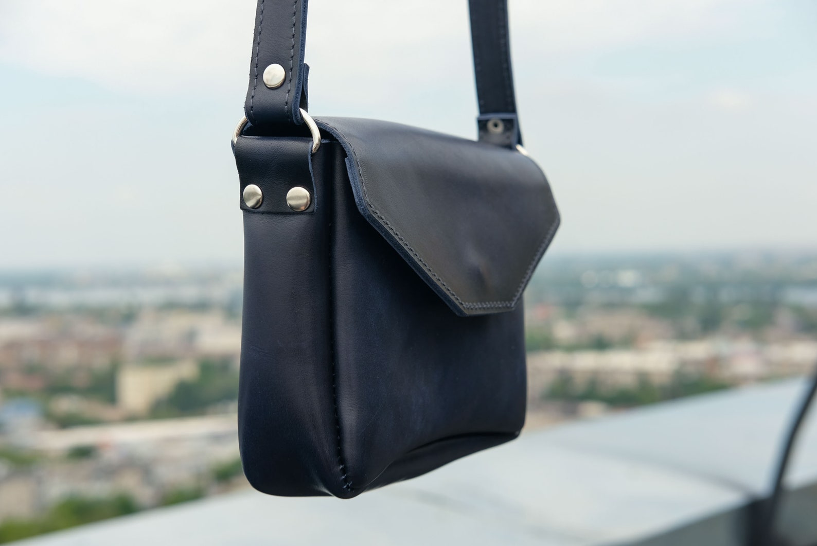 Small Blonde Leather Shoulder Bag main image 1